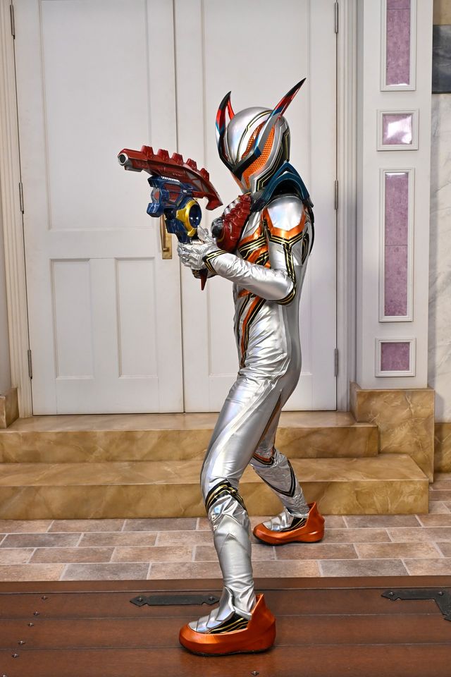 謎の敵ロードセブンティーン参戦！「仮面ライダーゼッツ エージェント美浪」Last Mission場面写真（4枚目）