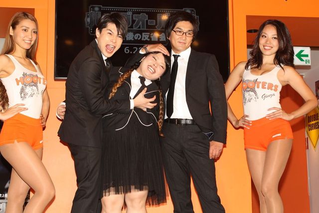 渡辺直美と吉村崇、ラブラブ!?イベント写真ギャラリー（12枚目）