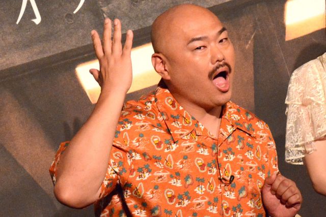 クロちゃんを100人で”覗き見”　映画『ザ・ウォッチャーズ』プレミアイベント（3枚目）