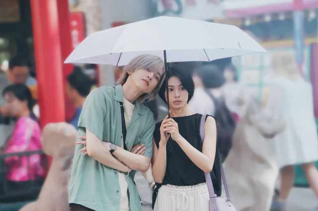 道枝駿佑が安斉星来のネクタイを…『うるわしの宵の月』新場面写真＜5枚＞（4枚目）