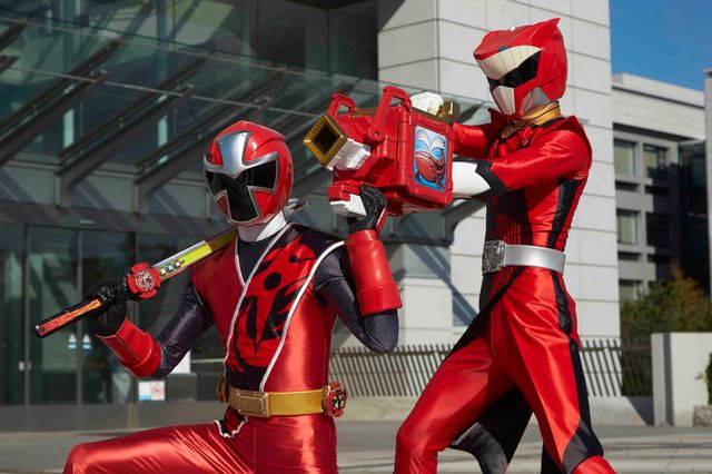 レッドファルコン嶋大輔が帰ってくる！『劇場版　動物戦隊ジュウオウジャーVSニンニンジャー　未来からのメッセージ from スーパー戦隊』フォトギャラリー（3枚目）