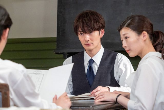 寅子（伊藤沙莉）は航一（岡田将生）を見つめて…「虎に翼」第18週「七人の子は生すとも女に心許すな？」第86回（2枚目）