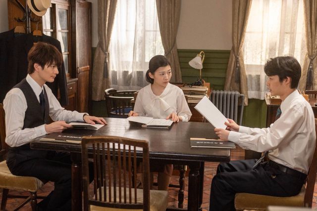 寅子（伊藤沙莉）は航一（岡田将生）を見つめて…「虎に翼」第18週「七人の子は生すとも女に心許すな？」第86回（3枚目）