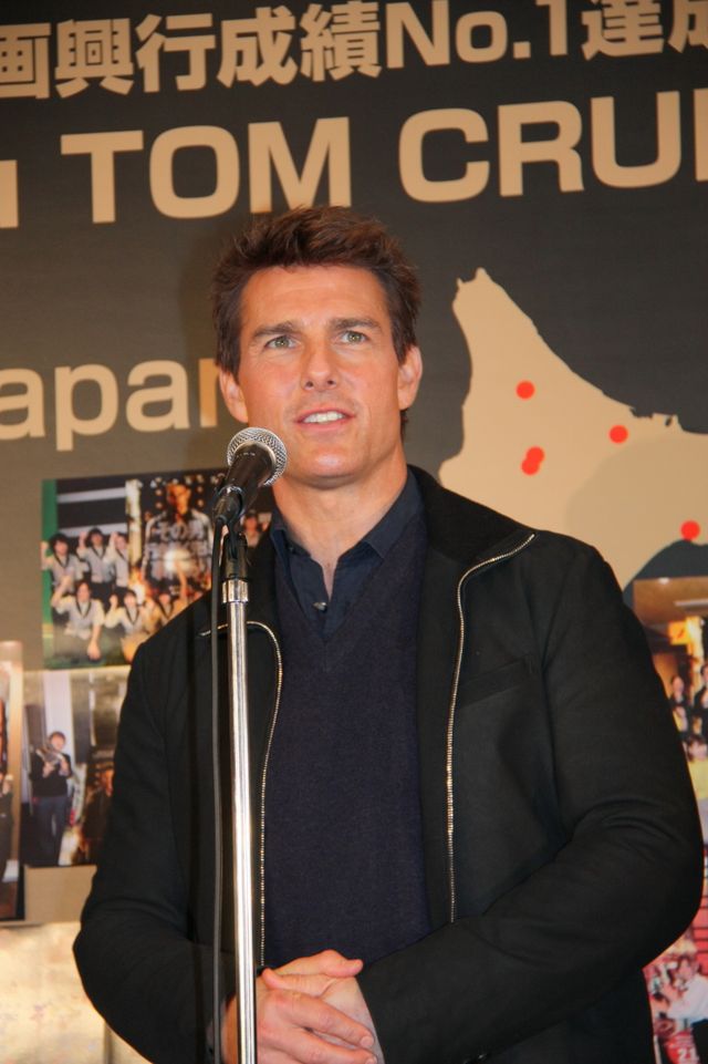 トム・クルーズが鏡開き！フォトギャラリー（8枚目）