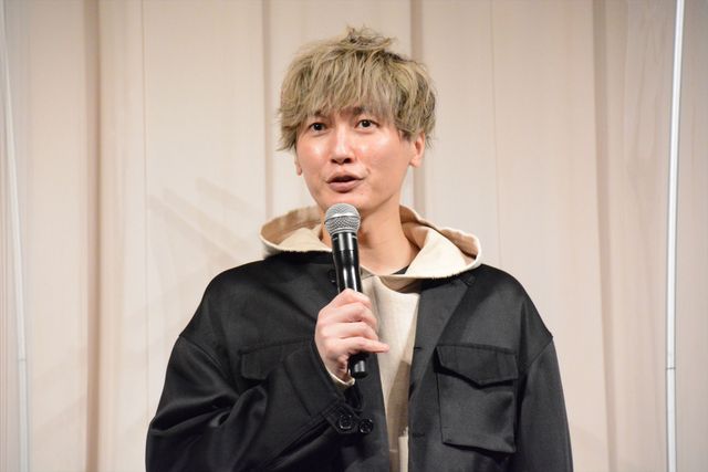 手を振る純烈！映画『スーパー戦闘　純烈ジャー』DVD＆Blu-ray発売記念イベント（3枚目）