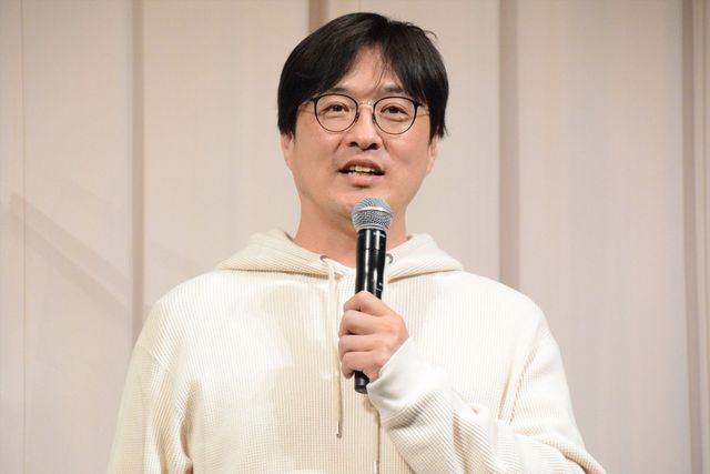 手を振る純烈！映画『スーパー戦闘　純烈ジャー』DVD＆Blu-ray発売記念イベント（7枚目）