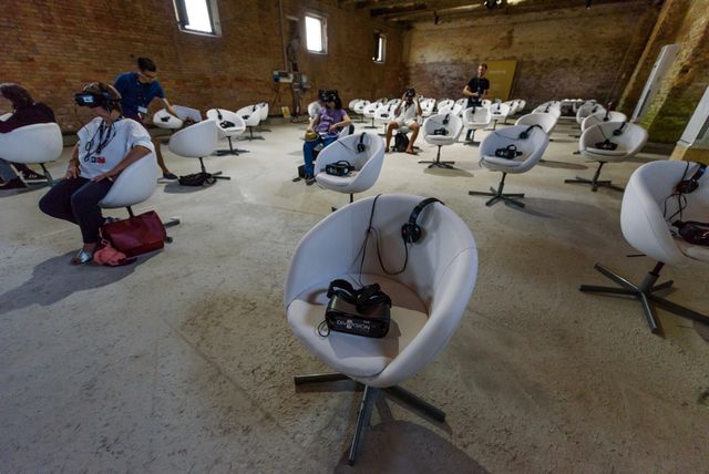 登場人物が語りかけてくる！ベネチア映画祭VR部門上映はこんな感じ！（5枚目）