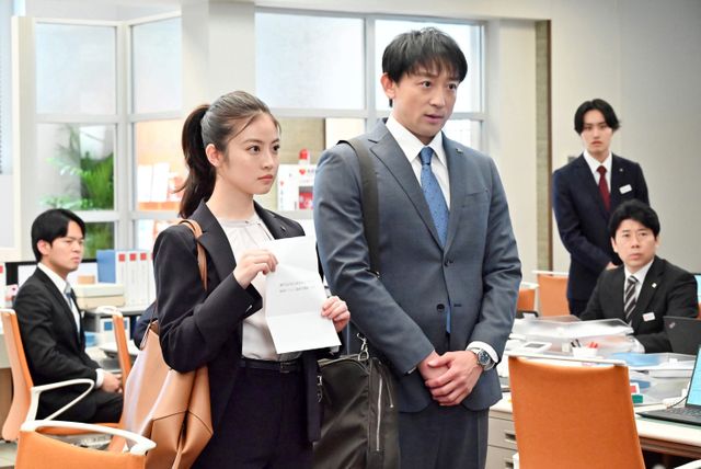 今田美桜版「花咲舞が黙ってない」第1話場面写真（8枚目）