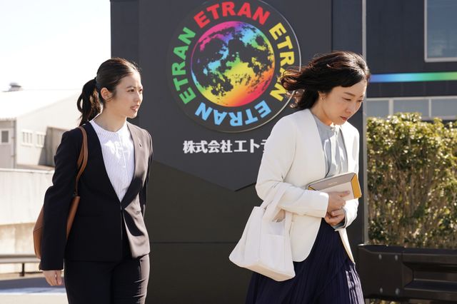 今田美桜版「花咲舞が黙ってない」第1話場面写真（14枚目）