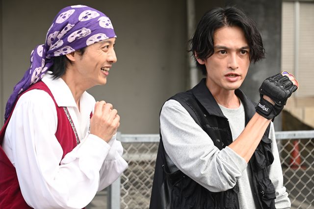 オーズ10th「仮面ライダーバース」ドクター真木風のアンク登場！（4枚目）