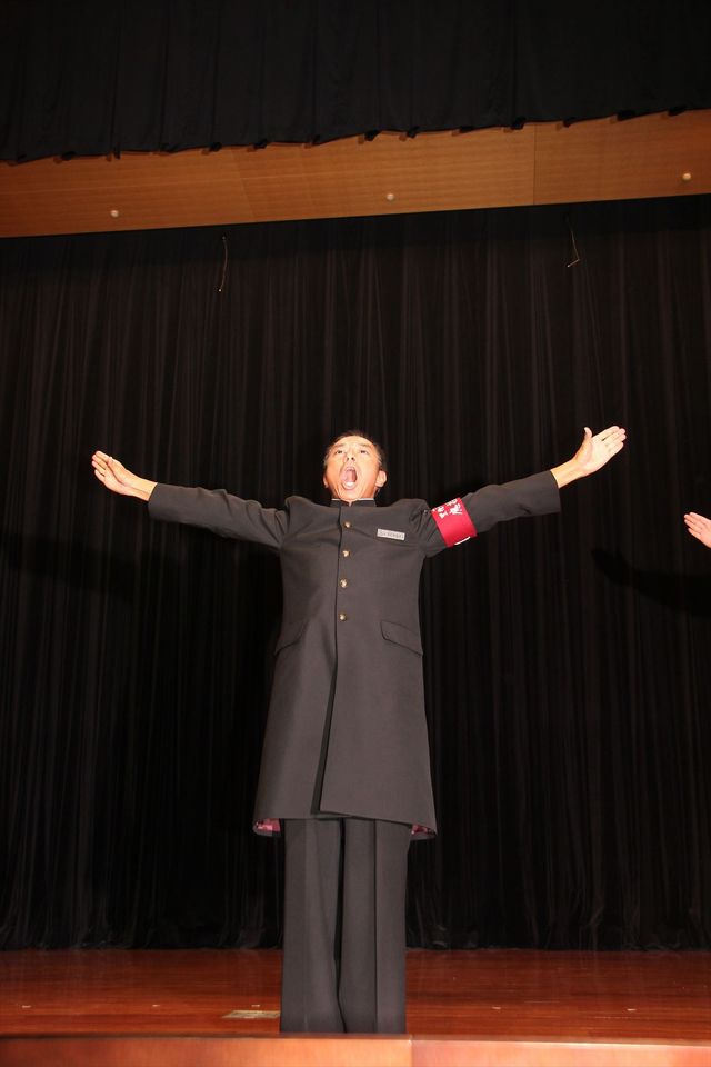 約35年ぶりの学ラン姿で気合の入るギバちゃん！写真ギャラリー（13枚目）