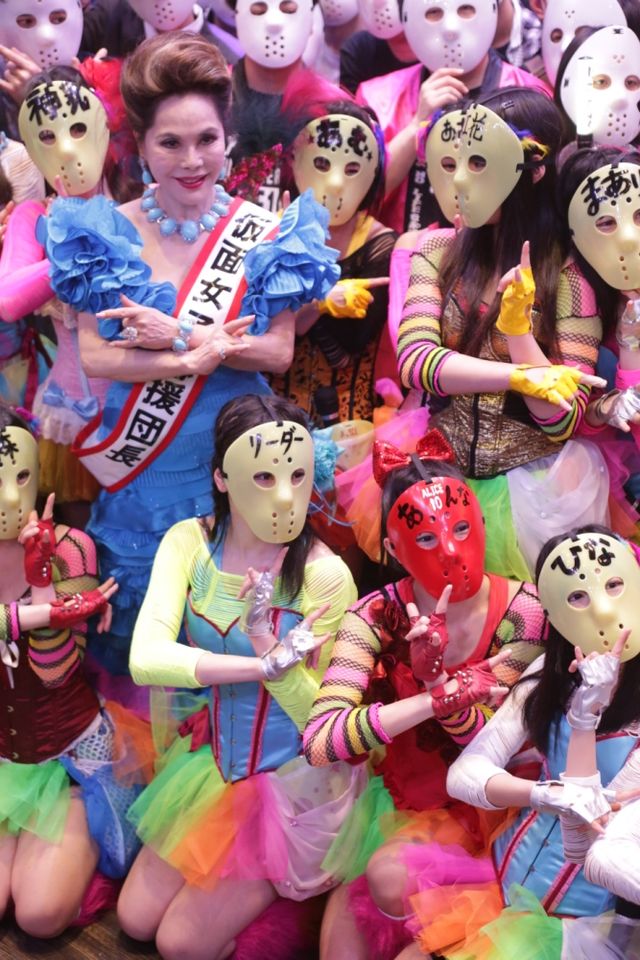 デヴィ夫人が「仮面女子」の応援団長に！写真ギャラリー（7枚目）