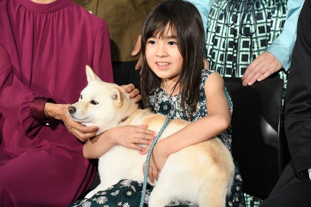 新津ちせ＆柴犬ルーが可愛すぎる！『駅までの道をおしえて』公開記念舞台あいさつ（23枚目）
