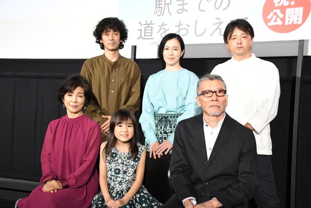 新津ちせ＆柴犬ルーが可愛すぎる！『駅までの道をおしえて』公開記念舞台あいさつ（28枚目）