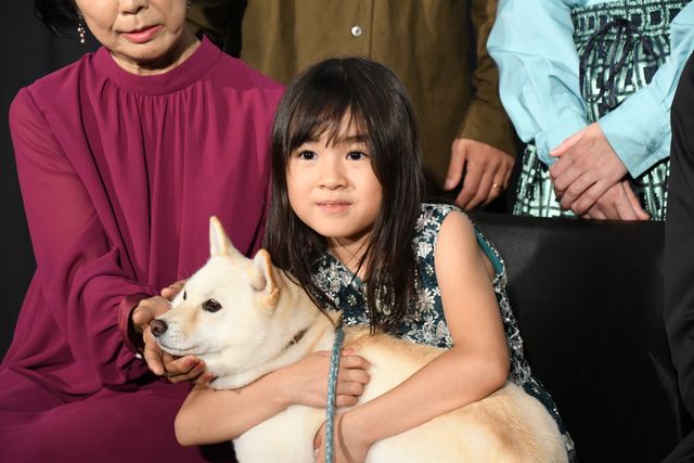 新津ちせ＆柴犬ルーが可愛すぎる！『駅までの道をおしえて』公開記念舞台あいさつ（29枚目）