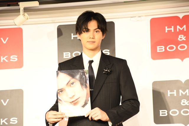 「ギーツ」簡秀吉、学園ものに挑戦したい！1st写真集「IKKAN」発売記念イベント（7枚目）