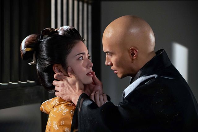 検校（市原隼人）が瀬以（小芝風花）に…大河ドラマ「べらぼう～蔦重栄華乃夢噺～」第13回：フォトギャラリー
