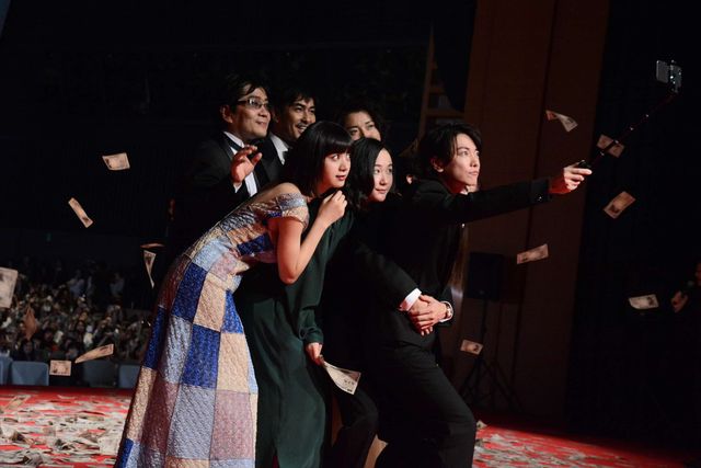 佐藤健、高橋一生、黒木華、池田エライザら豪華な衣装でズラリ！映画『億男』完成披露試写会（19枚目）