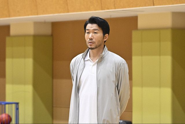 【ネタバレ】日曜劇場「キャスター」AD・本橋（道枝駿佑）も活躍！第4話場面写真（6枚目）