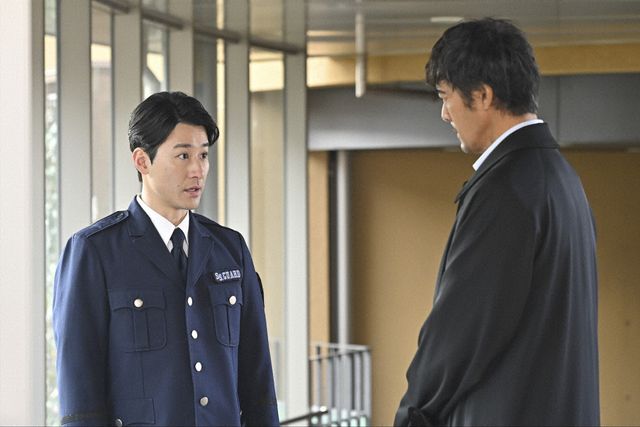 【ネタバレ】日曜劇場「キャスター」AD・本橋（道枝駿佑）も活躍！第4話場面写真（10枚目）