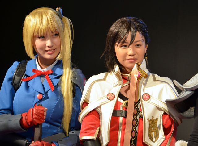 実写版「ミリオンアーサー」、キャスト登場！　ゲームの世界観そのままのコスプレにファン釘付け！　画像ギャラリー（8枚目）