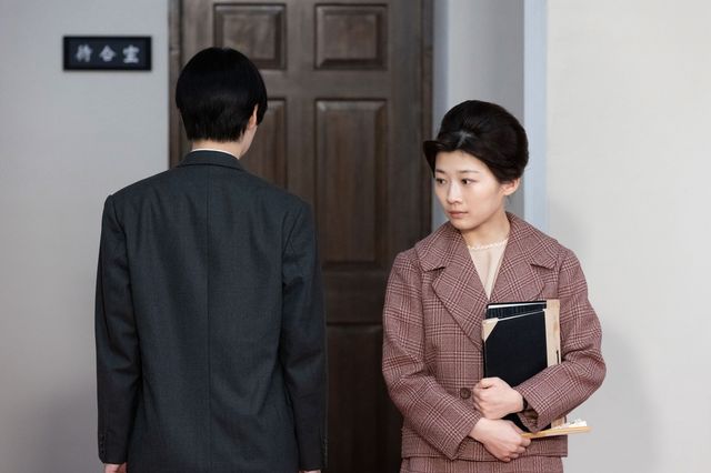 優未（毎田暖乃）のセーラー服＆ポニーテール姿…「虎に翼」第23週「始めは処女の如く、後は脱兎の如し？」第112回（5枚目）