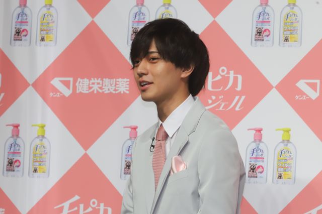 永瀬廉＆道枝駿佑が最高の笑顔で登場！「手ピカジェル」新CM発表会（2枚目）