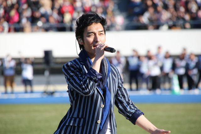 チャリティーの売上は全額寄付！香取・草なぎ・稲垣、久々のライブに「気持ちよかった」（8枚目）