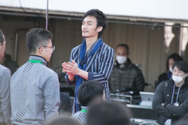 チャリティーの売上は全額寄付！香取・草なぎ・稲垣、久々のライブに「気持ちよかった」（20枚目）