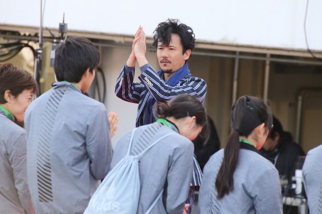 チャリティーの売上は全額寄付！香取・草なぎ・稲垣、久々のライブに「気持ちよかった」（22枚目）