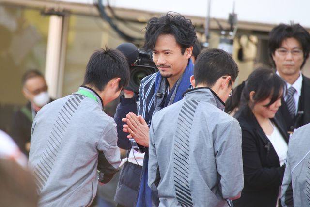 チャリティーの売上は全額寄付！香取・草なぎ・稲垣、久々のライブに「気持ちよかった」（23枚目）