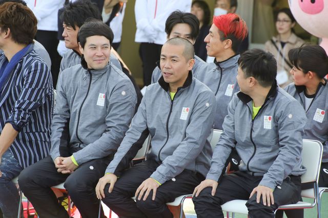 チャリティーの売上は全額寄付！香取・草なぎ・稲垣、久々のライブに「気持ちよかった」（25枚目）