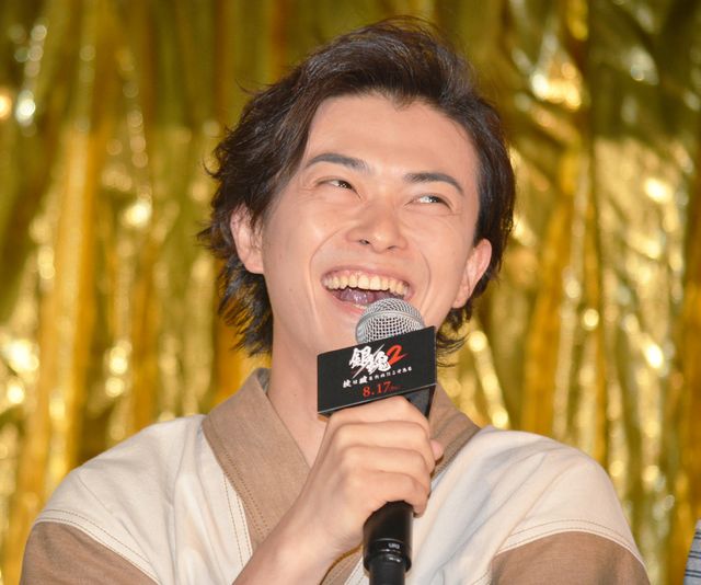 幸せいっぱい勝地涼も！出演者ずらり『銀魂2 掟は破るためにこそある』完成披露試写会（17枚目）