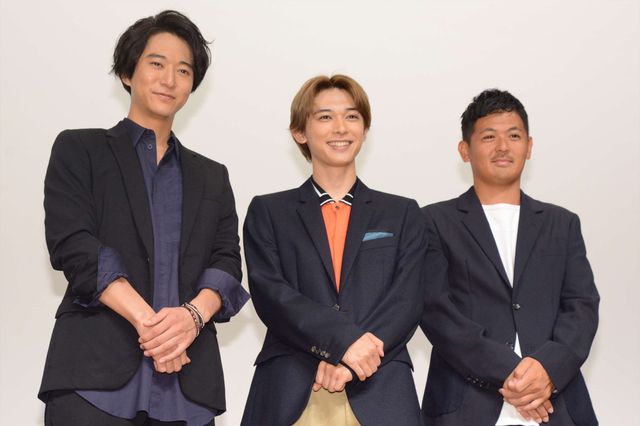 吉沢亮、イケメンオーラで浅香航大を圧倒！　画像ギャラリー（16枚目）