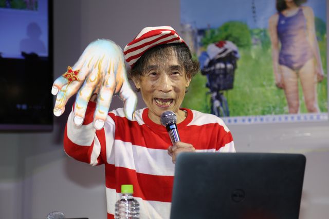 楳図かずお、初監督作品『マザー』はきれいで怖い作品になったと自信！　画像ギャラリー（3枚目）