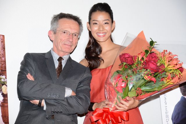 すみれに勝とうと背伸びするパトリス・ルコント監督フォトギャラリー（6枚目）