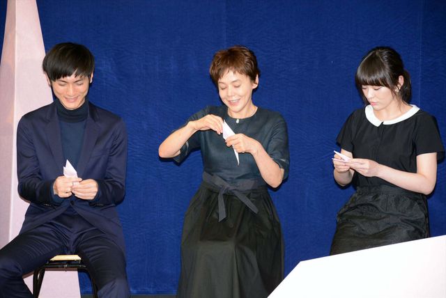 石田ゆり子が激しい濡れ場に挑む！『悼む人』マスコミ向け会見フォトギャラリー（9枚目）