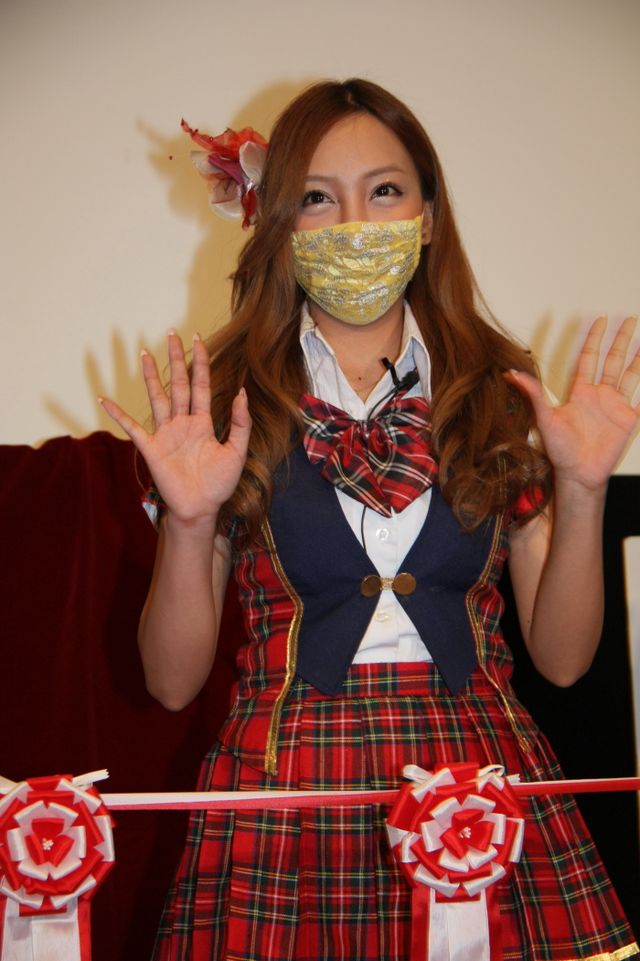 板野友美にそっくり！フォトギャラリー（2枚目）