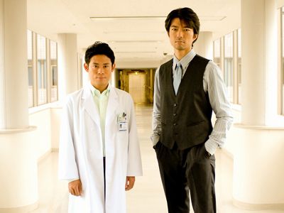 伊藤淳史＆仲村トオル「チーム・バチスタ」来年3月に映画で完結