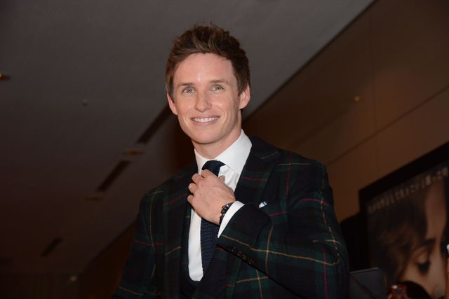 エディ・レッドメイン、美人妻とジャパンプレミアに登場！写真ギャラリー（5枚目）