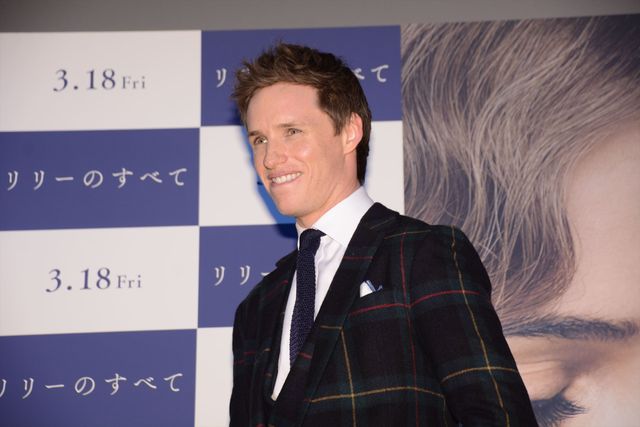 エディ・レッドメイン、美人妻とジャパンプレミアに登場！写真ギャラリー（25枚目）