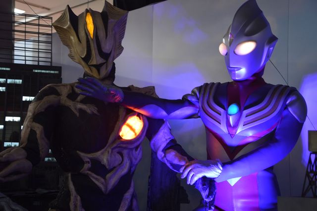 ウルトラマンティガ＆ダイナvsキリエロイドほかジオラマ多数！「ウルサマ2026」メディア内覧会（2枚目）