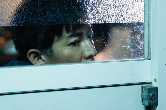 不穏な動き…「Believe」第4話場面写真（11点）（11枚目）