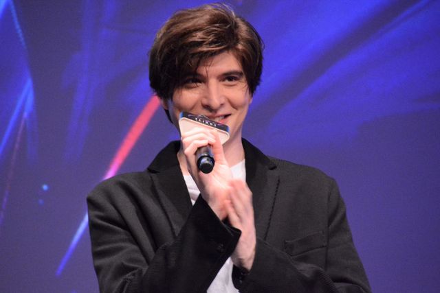 米倉涼子、遠藤憲一とハートマーク！ドラマ「エンジェルフライト 国際霊柩送還士」完成披露イベント（3枚目）