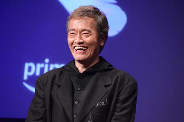 米倉涼子、遠藤憲一とハートマーク！ドラマ「エンジェルフライト 国際霊柩送還士」完成披露イベント（4枚目）