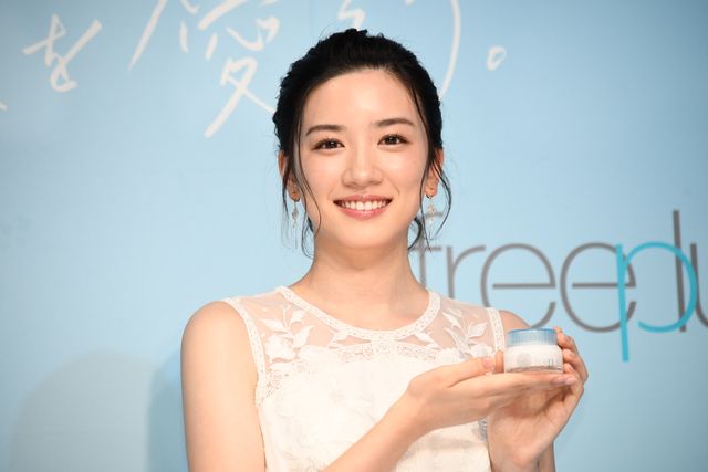 永野芽郁、キュートなドレス姿で登場！「フリープラス」新イメージキャラクター＆新CM発表会（8枚目）