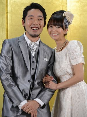 オリラジ中田 プロポーズは 自宅でストレートに結婚してくれ 福田と大ノロケ結婚会見 シネマトゥデイ