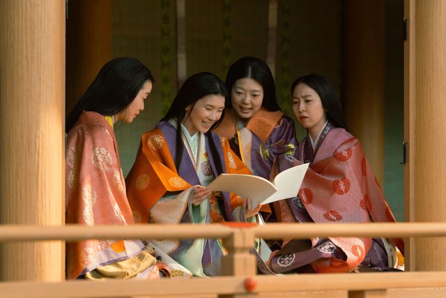 公任、斉信ら「源氏物語」空蝉を朗読　「光る君へ」第34回場面写真（4枚目）