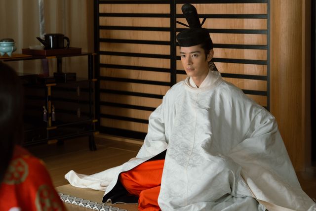 公任、斉信ら「源氏物語」空蝉を朗読　「光る君へ」第34回場面写真（7枚目）