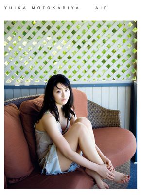 本仮屋ユイカ写真集「AIR」ギャラリー（2枚目）